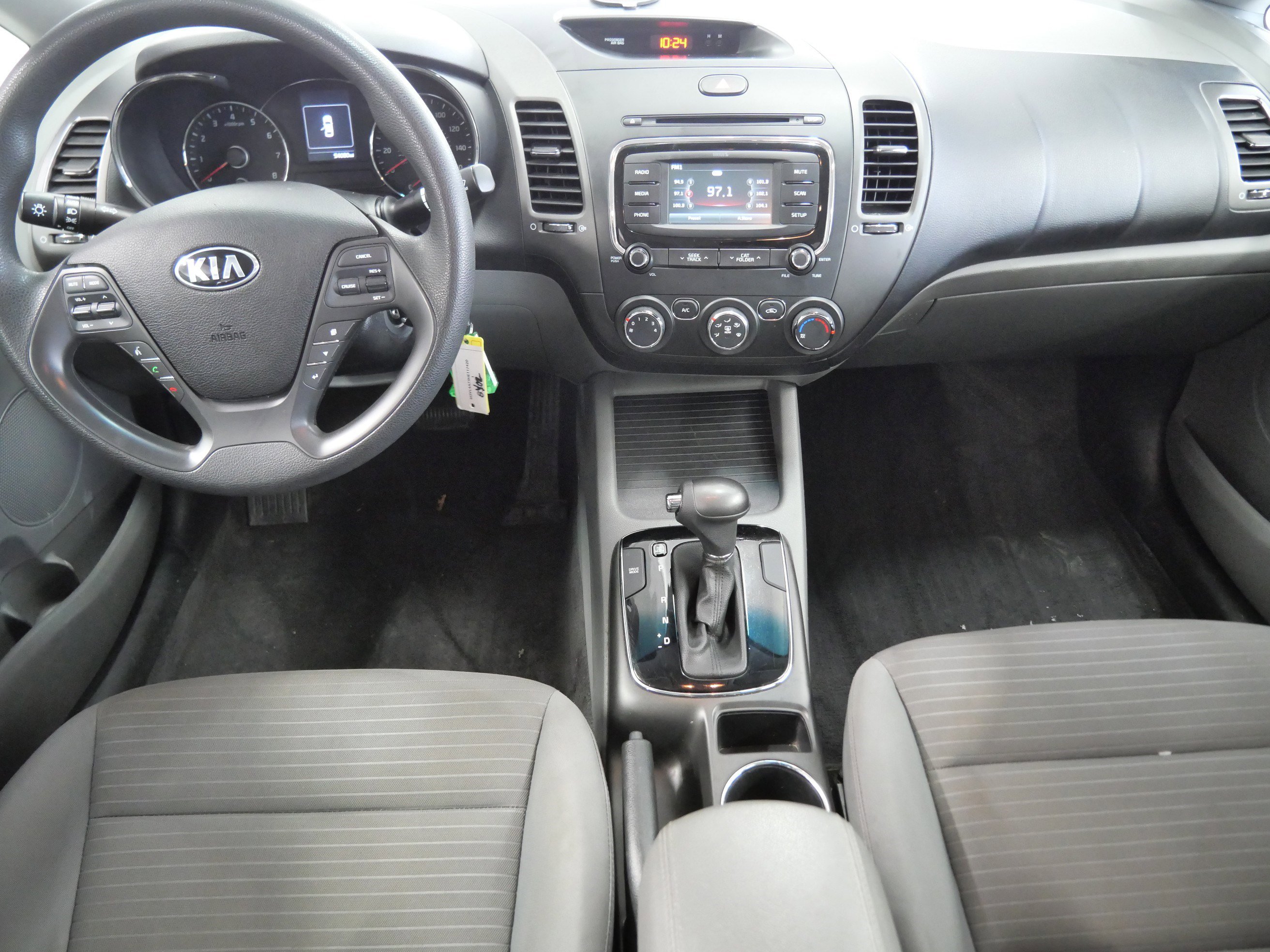 Used 2017 Kia Forte LX w/ LX Popular Package image 10