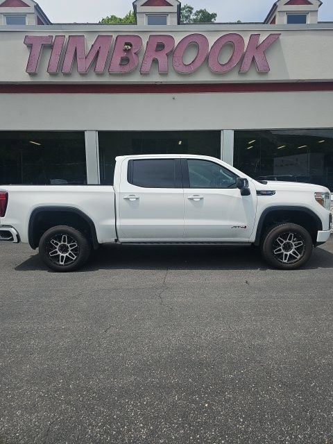 Used 2021 GMC Sierra 1500 AT4 w/ AT4 Preferred Package AWD/4WD image 3