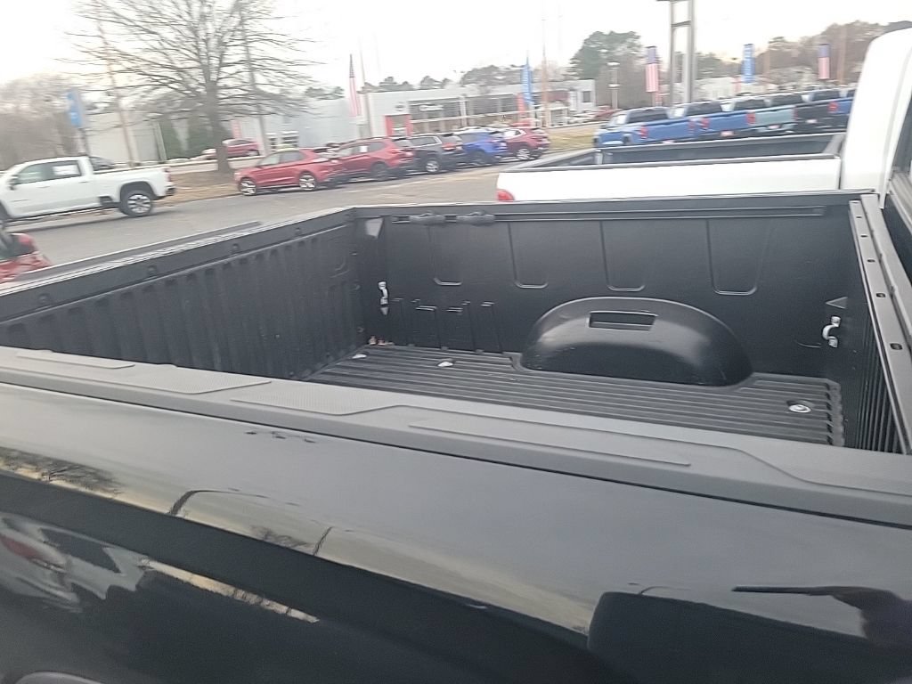 Used 2022 Toyota Tundra SR5 AWD/4WD image 12