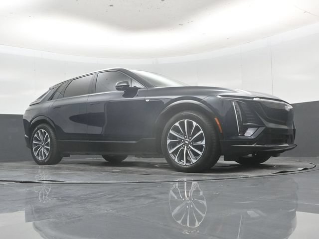 Used 2024 Cadillac Lyriq Sport w/ LPO, Floor Liner Package AWD/4WD image 46