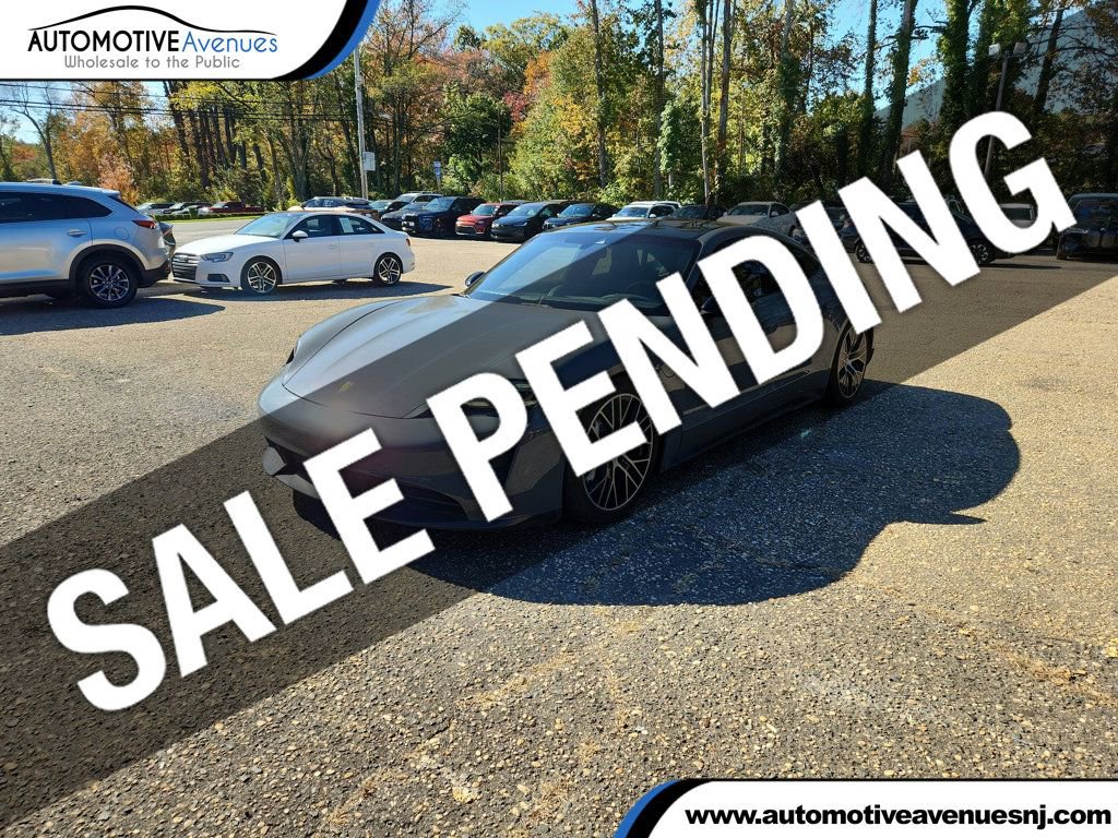 Used 2020 Porsche Taycan Turbo image 1