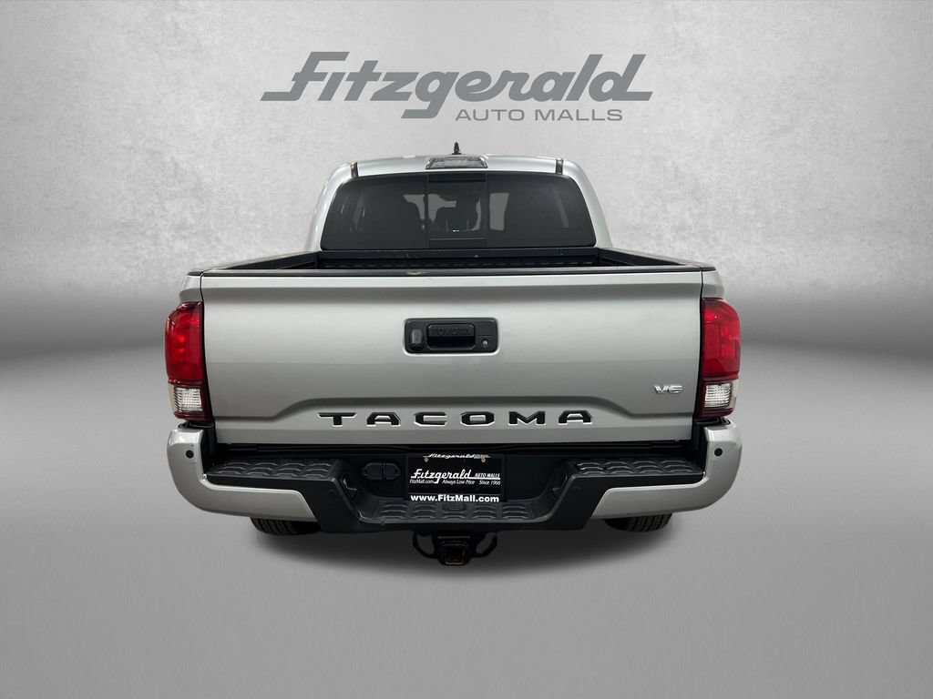 Used 2023 Toyota Tacoma SR5 RWD image 4