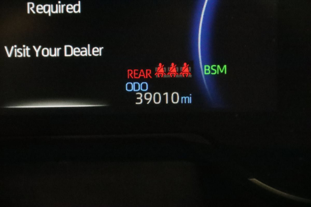 Used 2022 Toyota RAV4 Limited AWD/4WD image 15