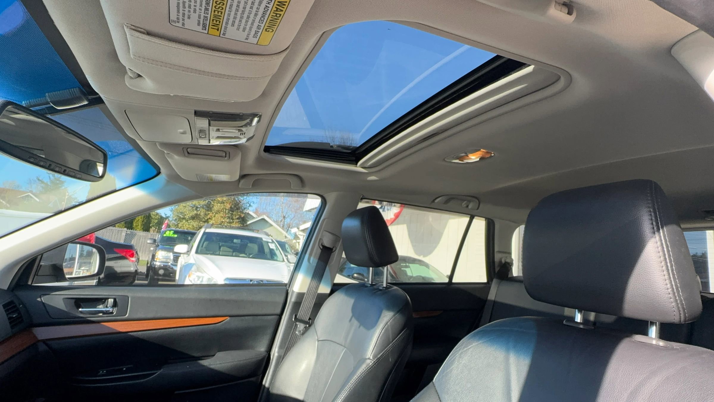 Used 2013 Subaru Outback 2.5i Limited w/ Moonroof Pkg AWD/4WD image 13