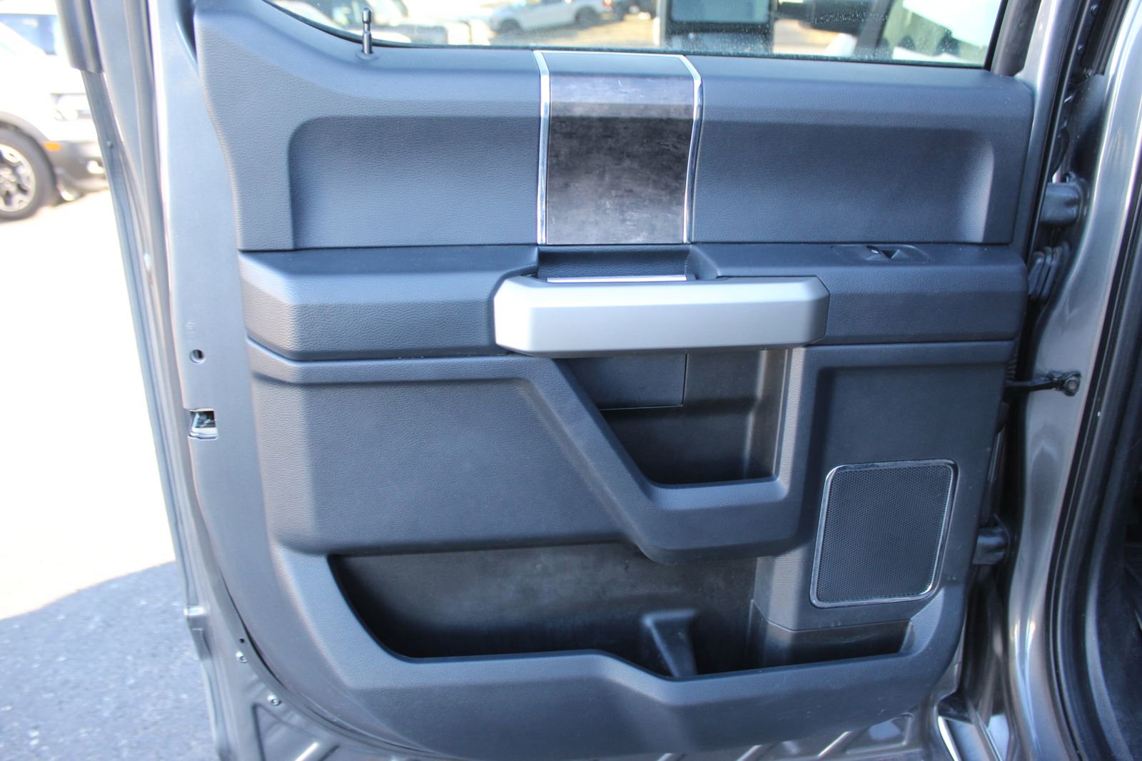 Used 2022 Ford F250 Lariat w/ Lariat Value Package image 20