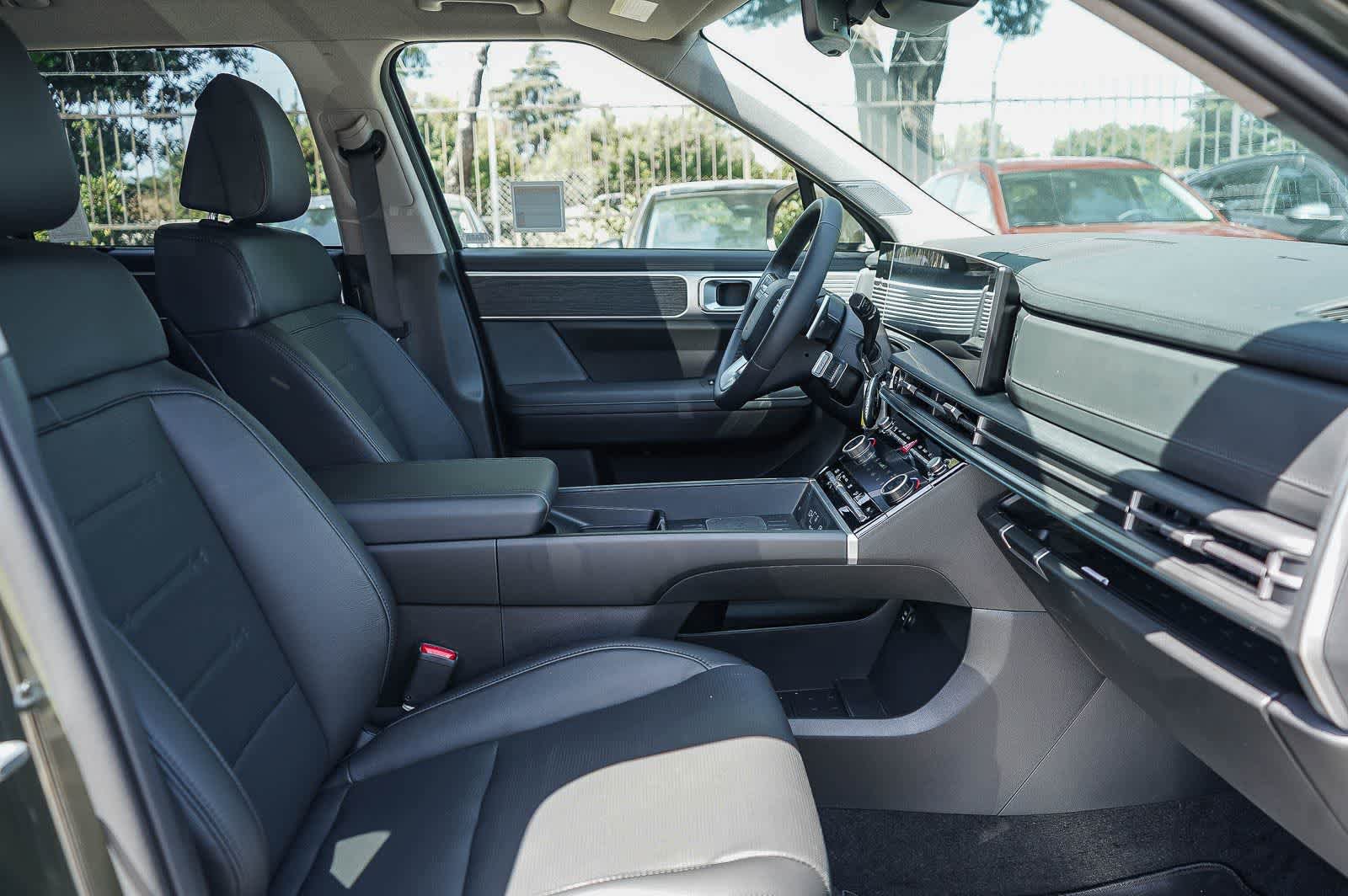 New 2026 Hyundai Santa Fe Limited AWD/4WD image 24