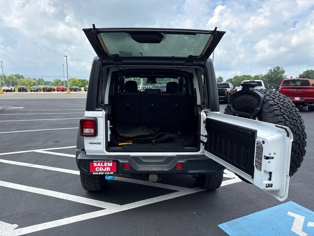 Used 2024 Jeep Wrangler Unlimited AWD/4WD image 8