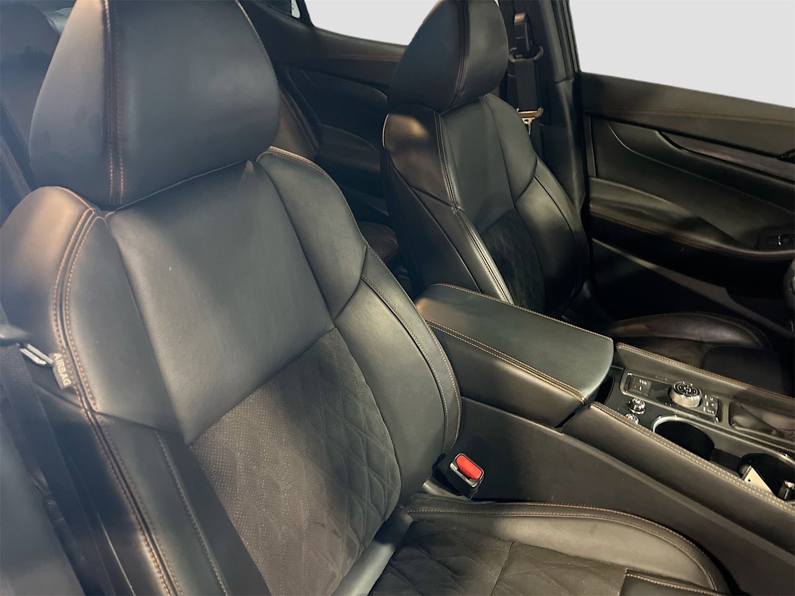 Used 2023 Nissan Maxima SR w/ Sport Mat Group image 30