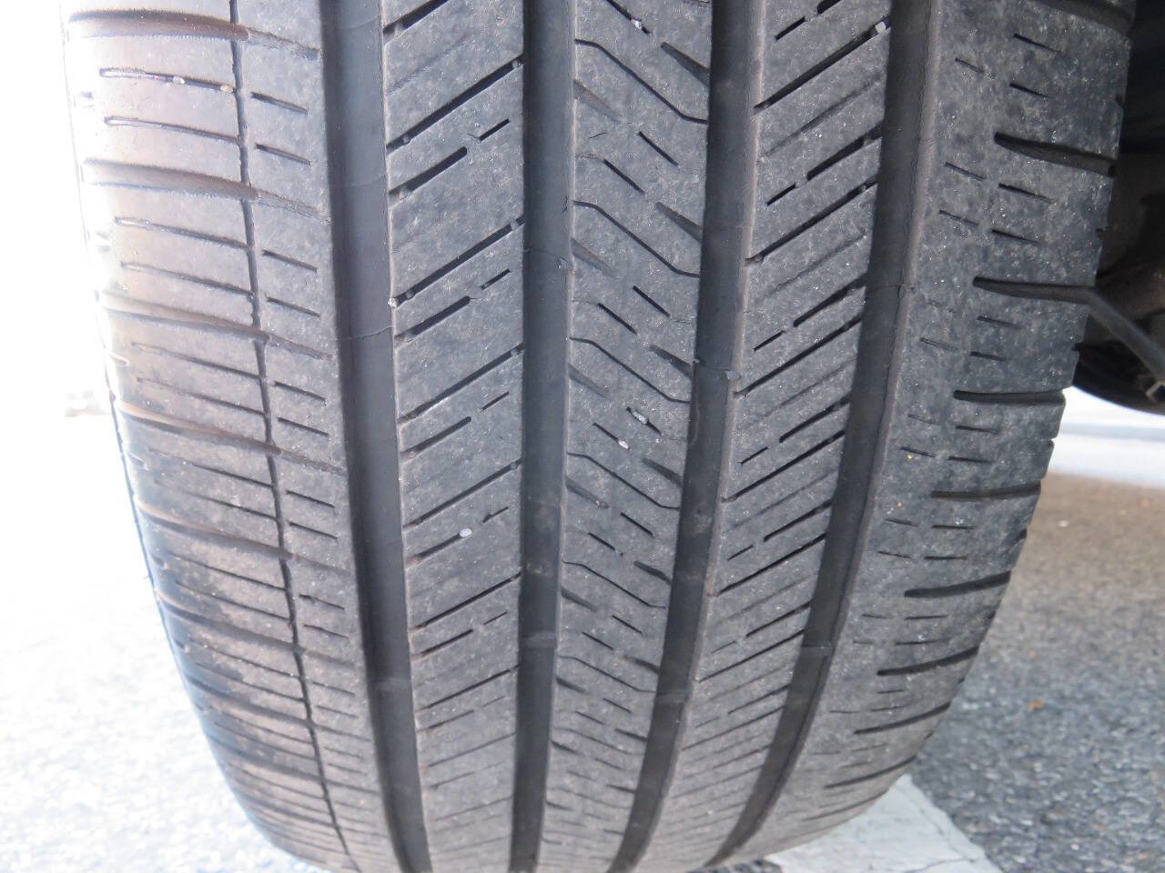 Used 2019 GMC Yukon XL SLT image 35