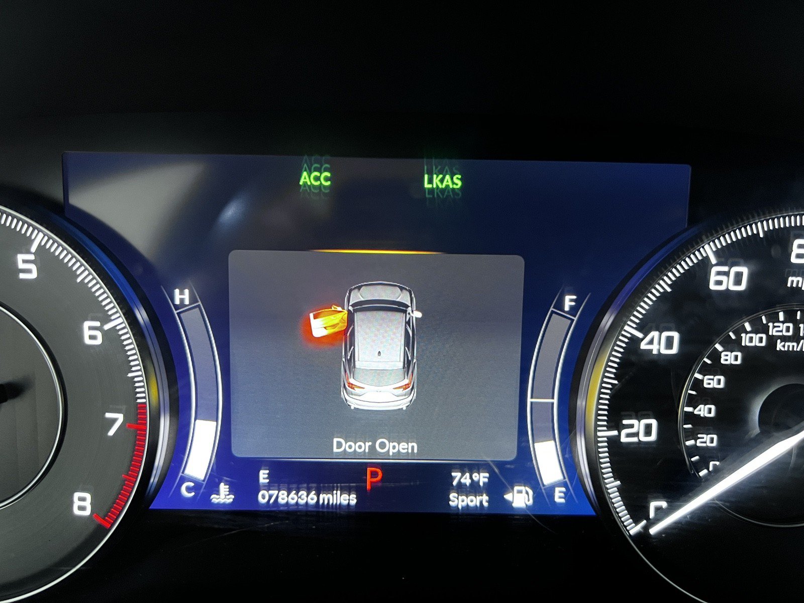 Used 2020 Acura RDX w/ Technology Package FWD image 12