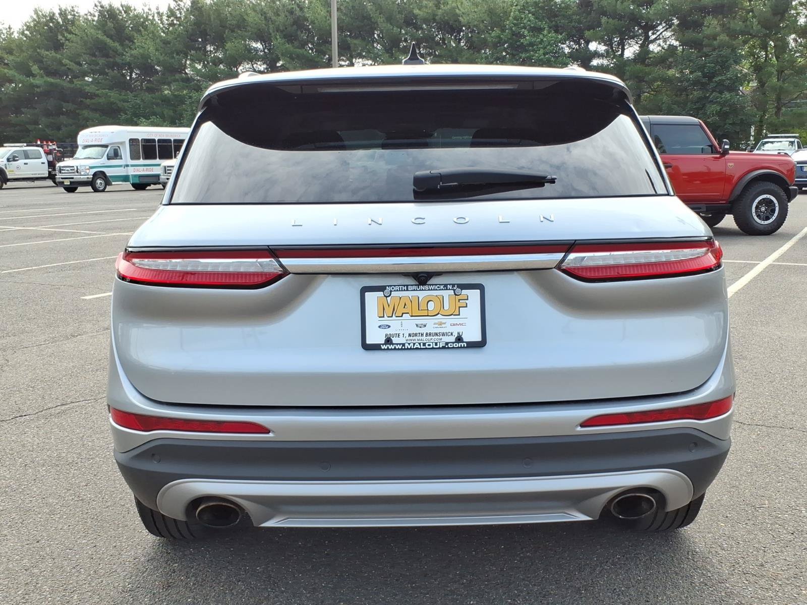 Used 2022 Lincoln Corsair AWD w/ Premium Package image 5