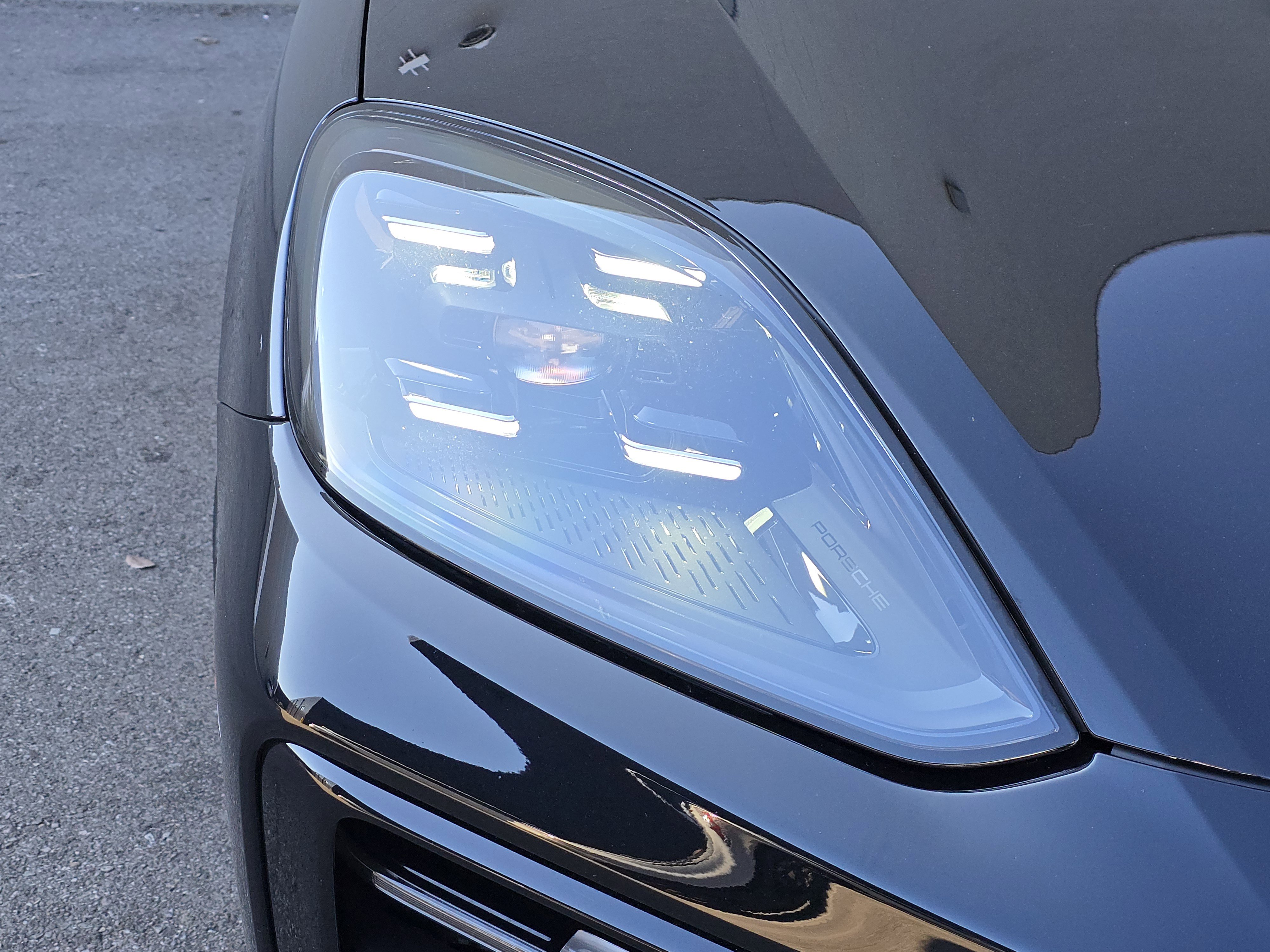 Certified 2024 Porsche Cayenne image 11