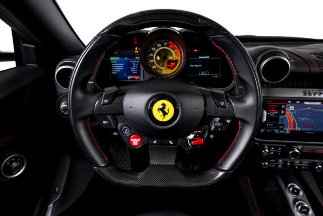Certified 2020 Ferrari Portofino RWD image 6