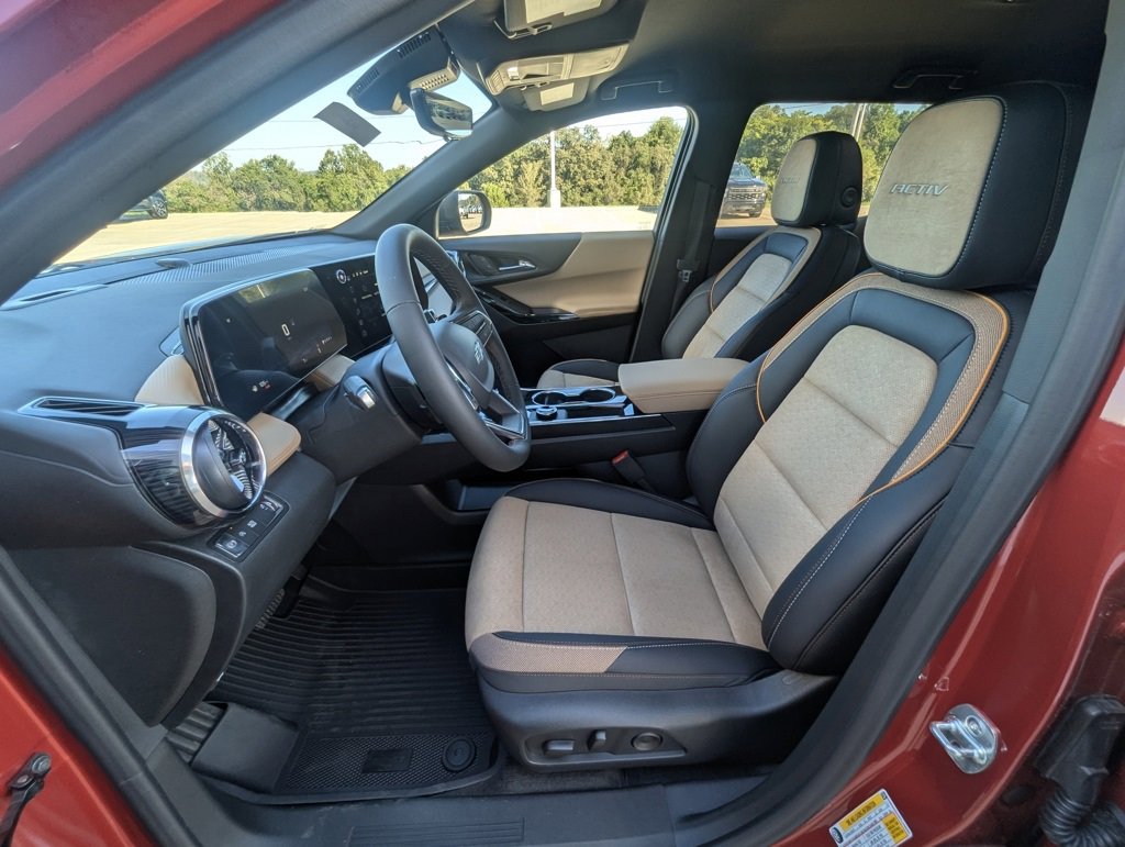 New 2026 Chevrolet Equinox ACTIV w/ Convenience Package III image 12