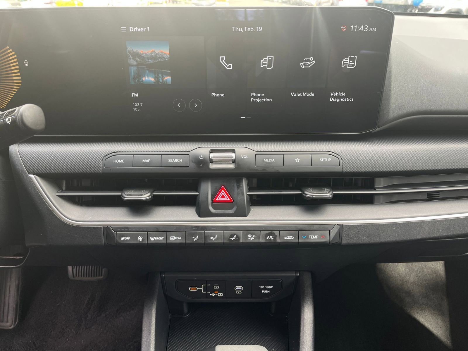 Used 2025 Kia K4 LXS image 17