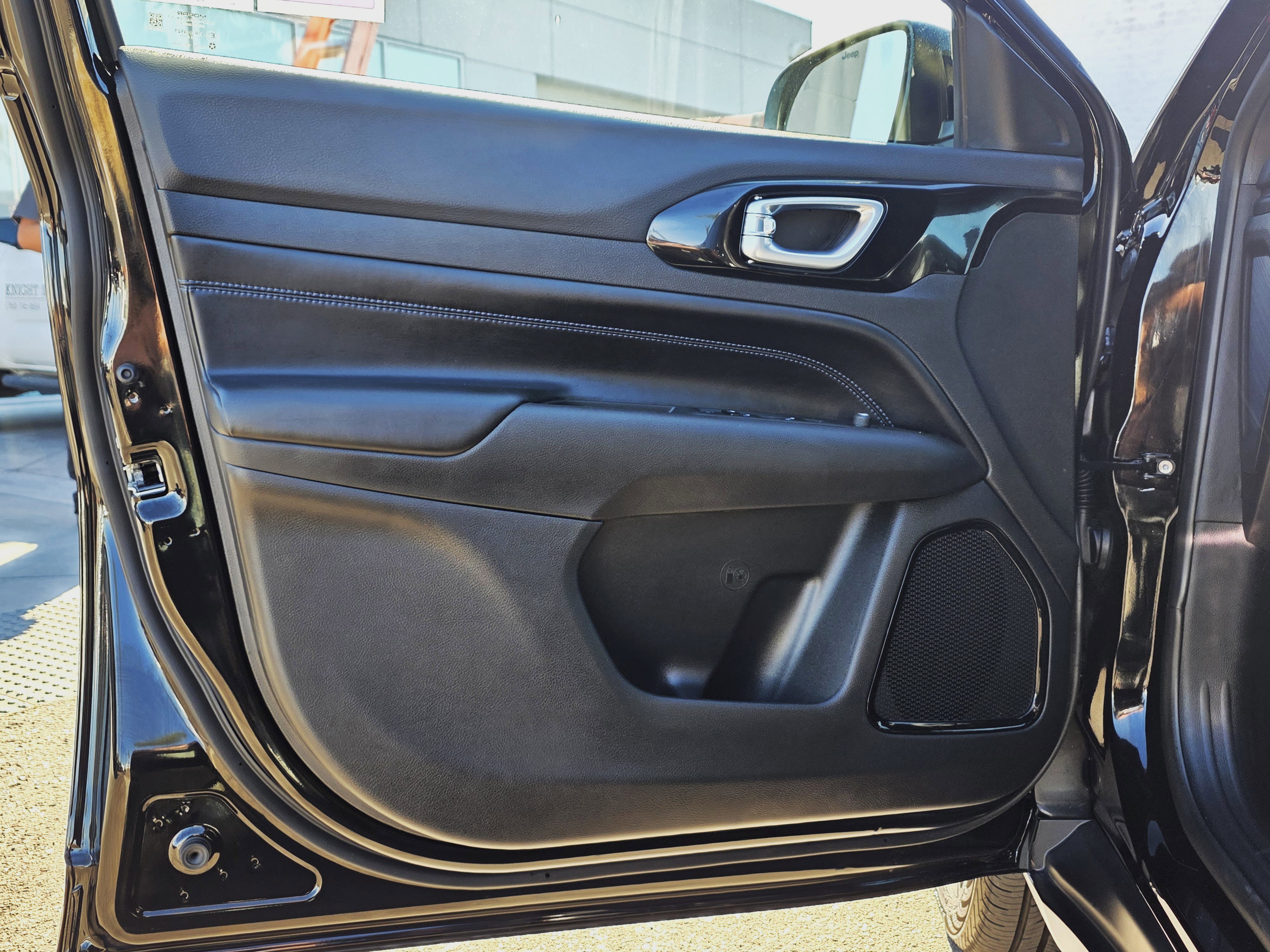 New 2026 Jeep Compass Limited AWD/4WD image 11