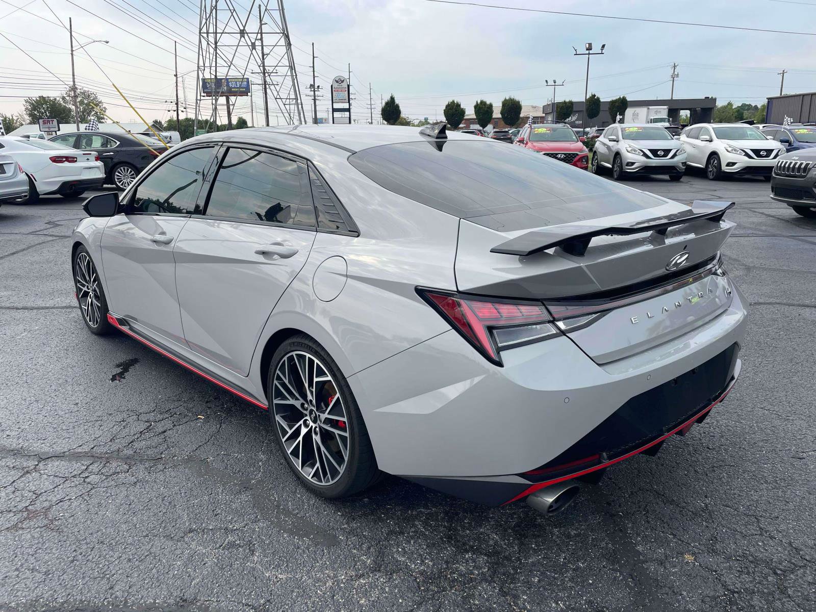 Used 2022 Hyundai Elantra N image 3