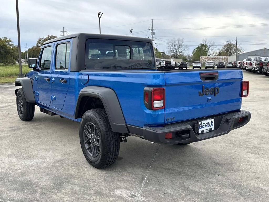 New 2026 Jeep Gladiator Sport image 9