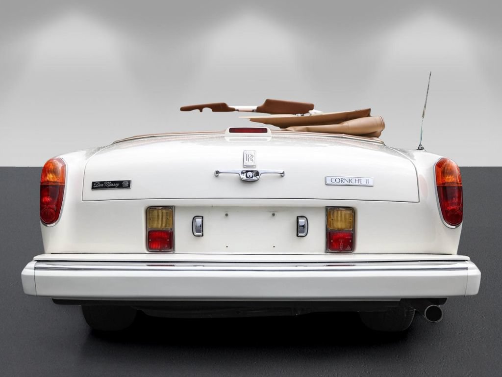 Used 1989 Rolls-Royce Corniche II RWD image 4