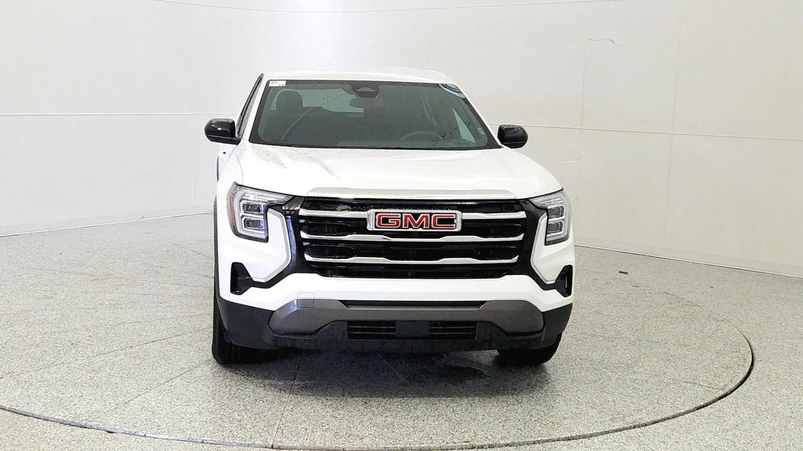 Used 2026 GMC Terrain Elevation FWD image 2
