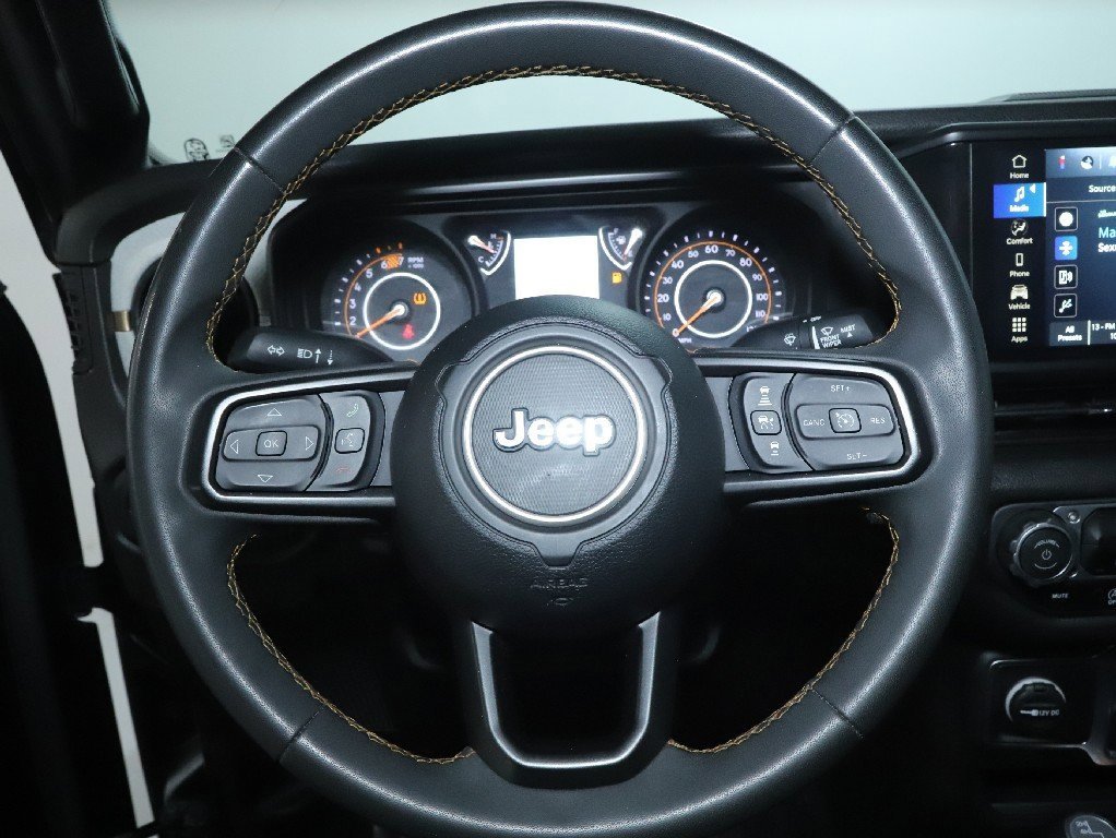 Used 2024 Jeep Wrangler Sport S image 18