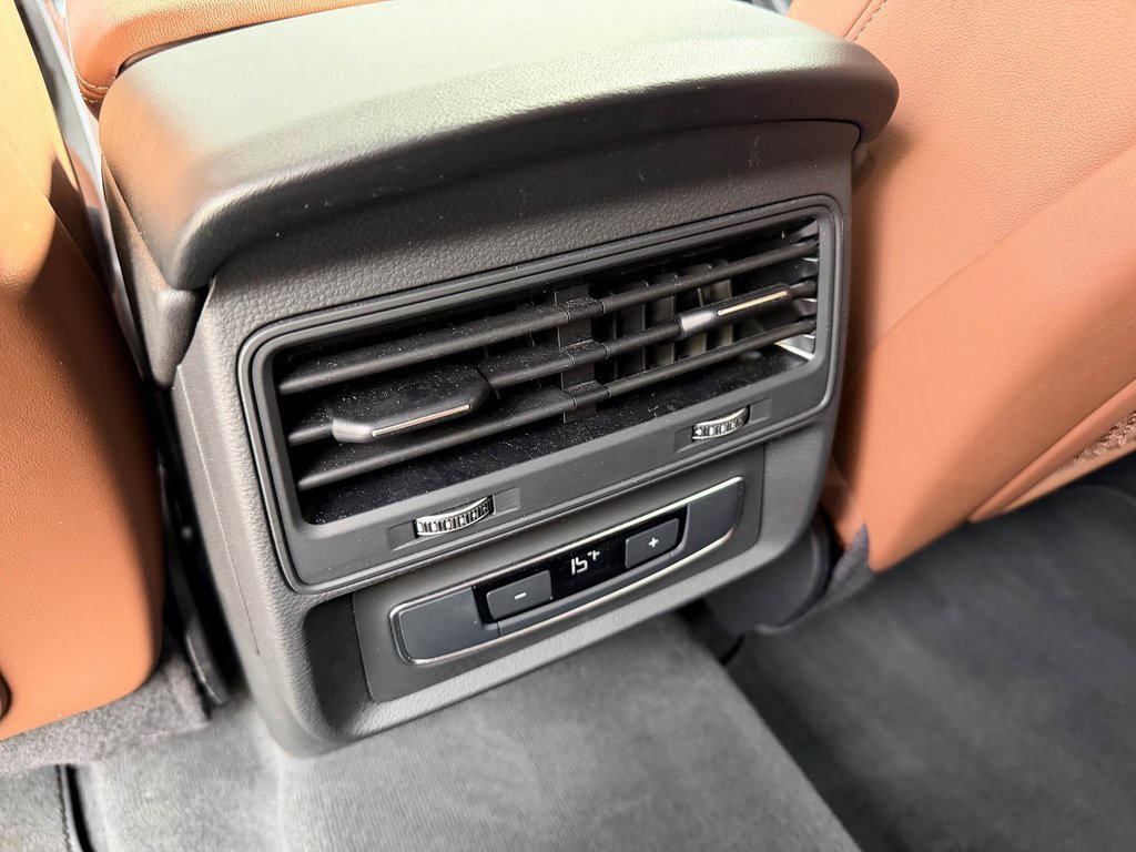 Used 2025 Audi Q7 3.0T Premium Plus image 44