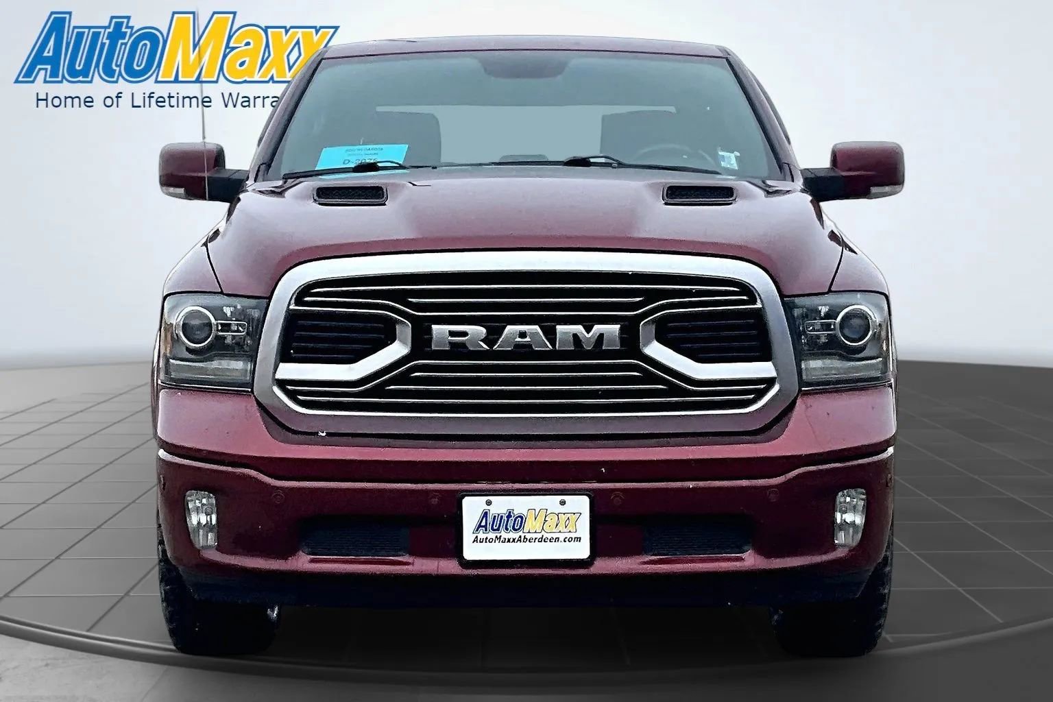 Used 2018 RAM 1500 Limited AWD/4WD image 2