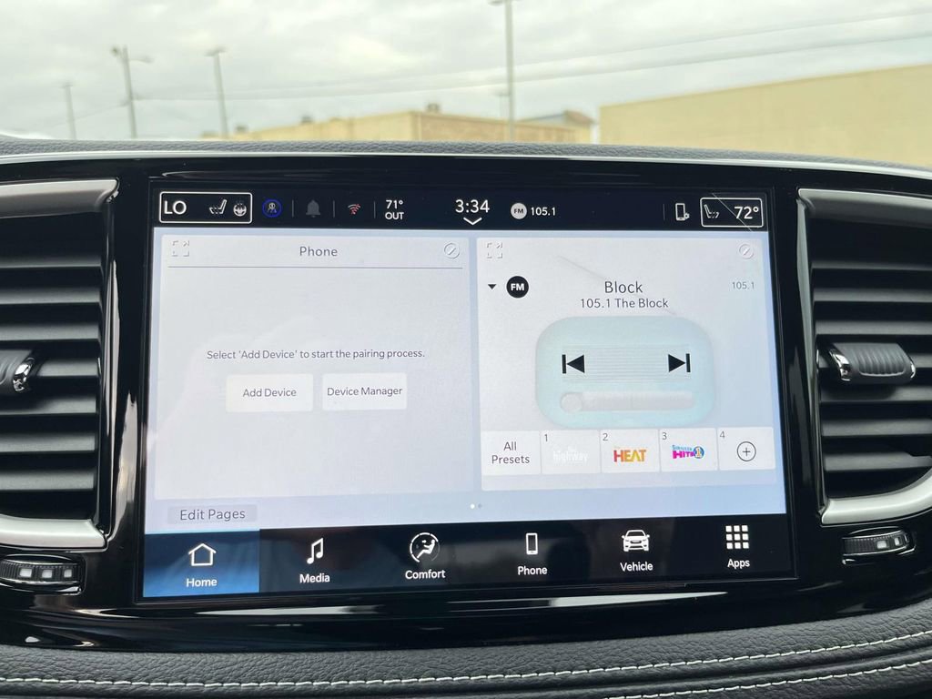 New 2026 Chrysler Pacifica Select image 18