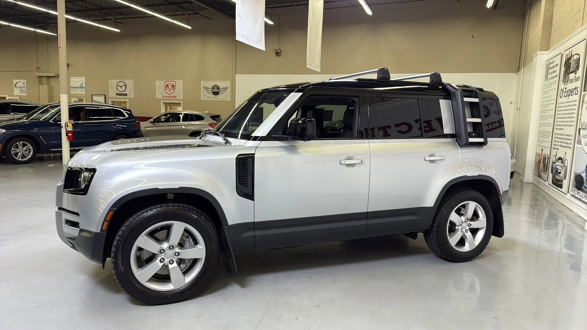 Used 2020 Land Rover Defender 110 First Edition AWD/4WD image 6