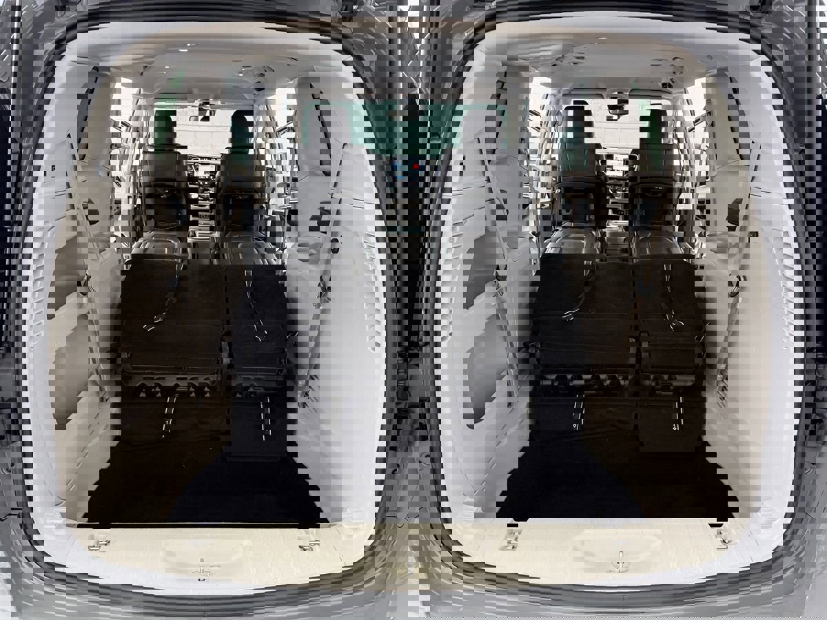 Used 2022 Chrysler Pacifica Touring-L image 28