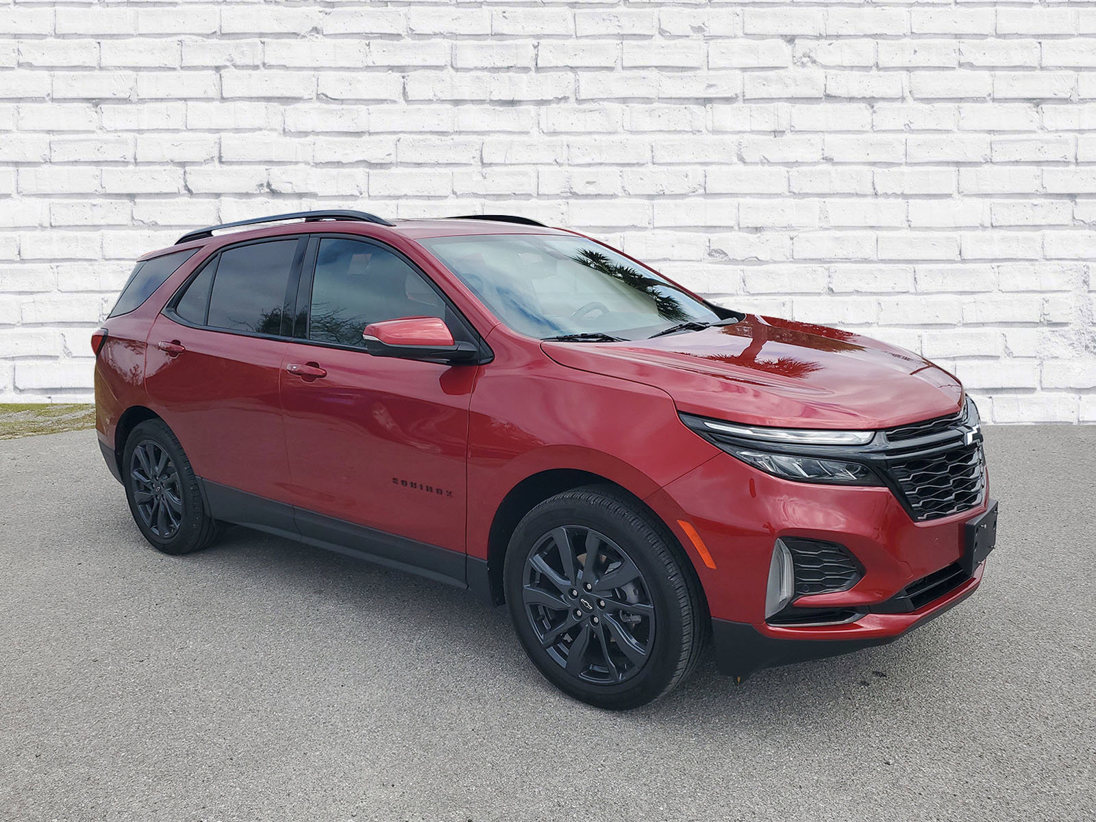 Used 2024 Chevrolet Equinox RS FWD image 3