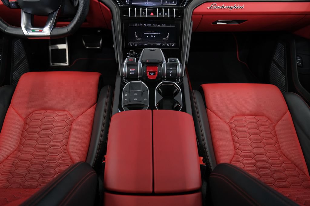 Used 2022 Lamborghini Urus AWD/4WD image 63