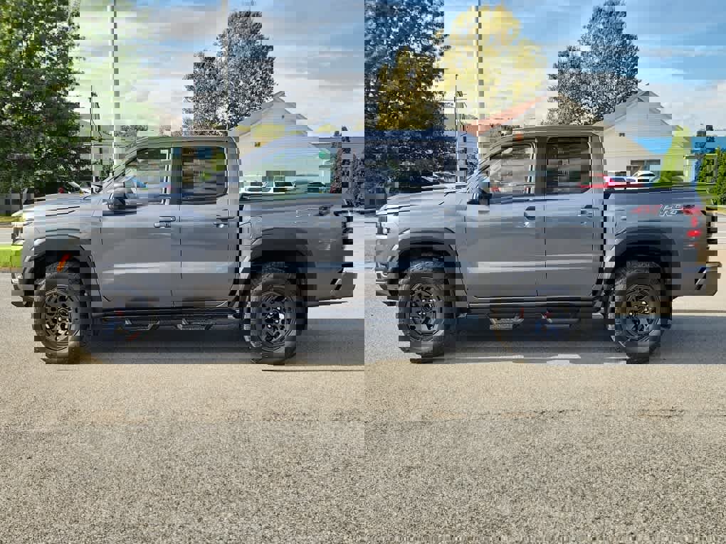 New 2026 Nissan Frontier PRO-4X w/ Pro-4x Convenience Package image 5