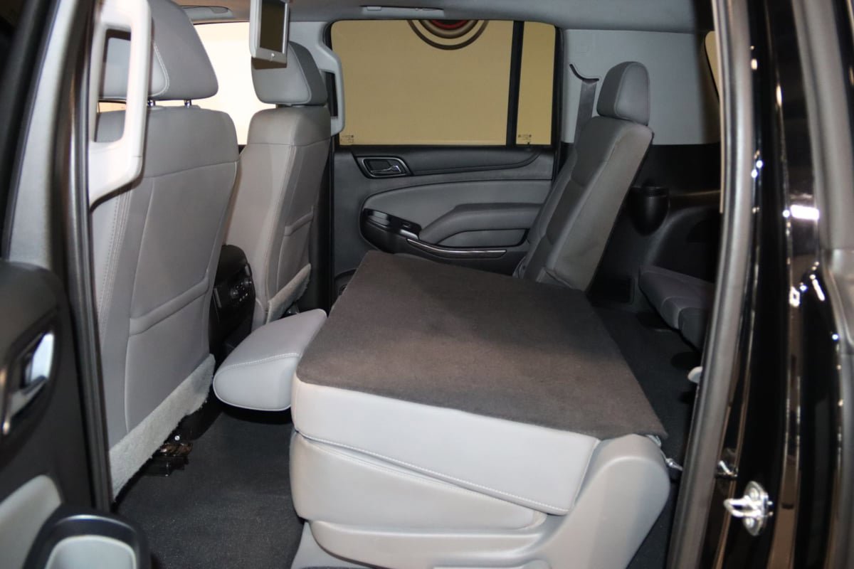 Used 2020 Chevrolet Suburban LT AWD/4WD image 60