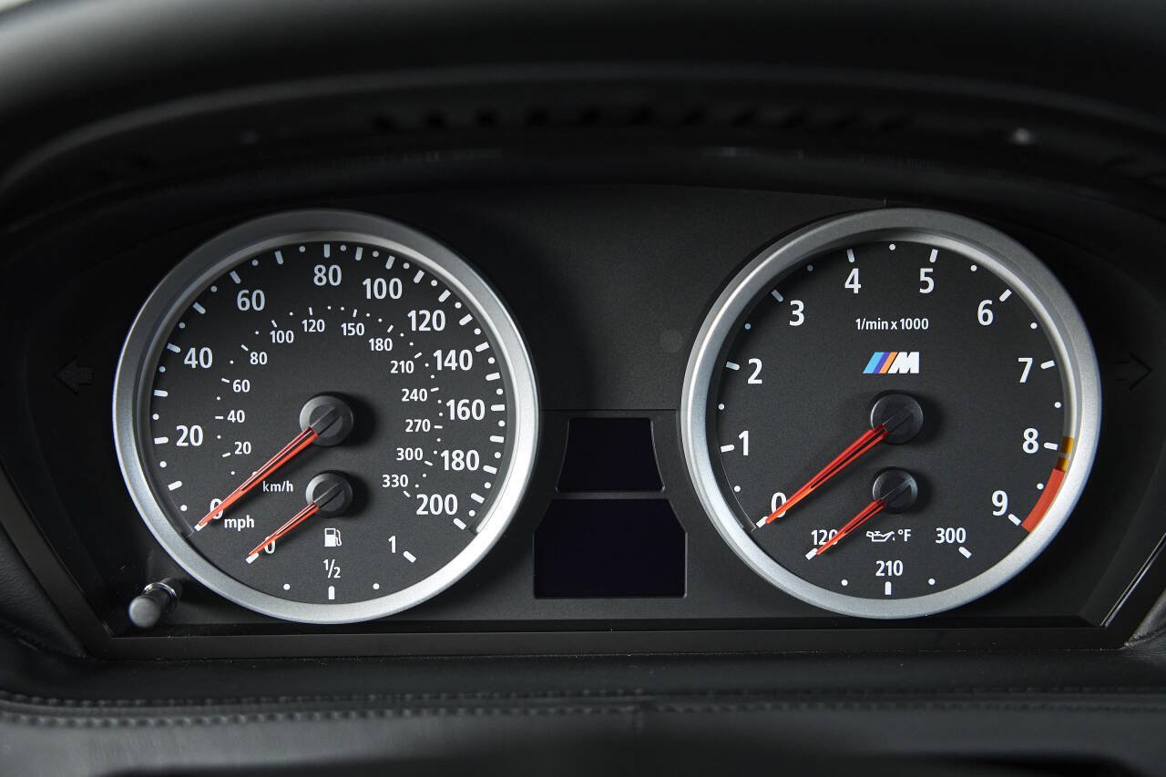 Used 2006 BMW M6 Coupe RWD image 49