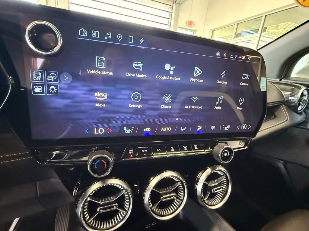 Used 2024 Chevrolet Blazer EV LT image 30