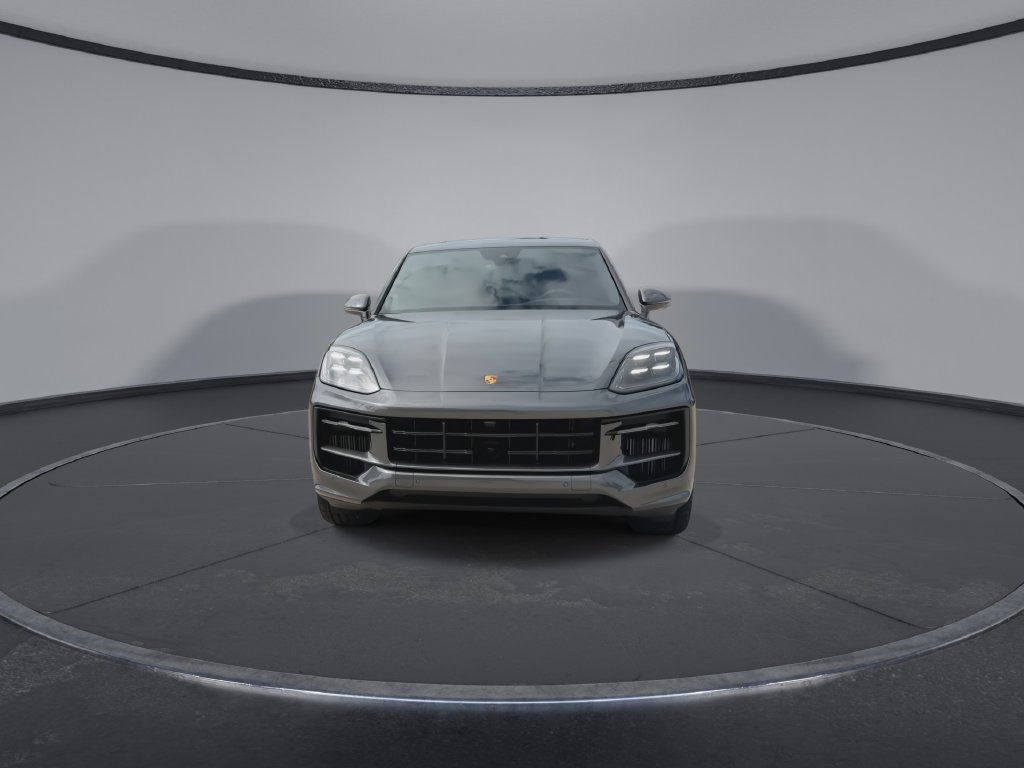 Used 2025 Porsche Cayenne S AWD/4WD image 3