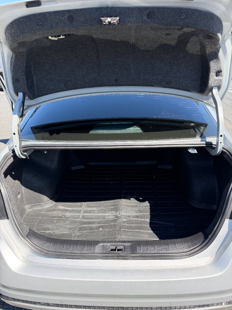 Used 2024 Nissan Altima 2.5 S FWD image 17