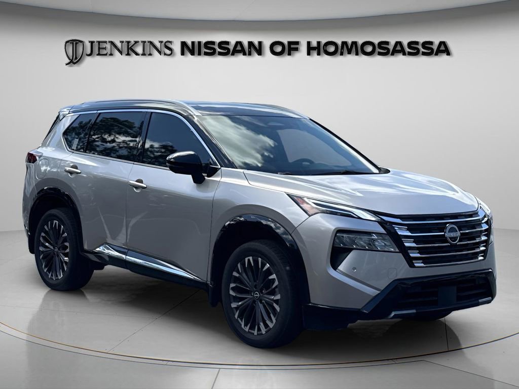 Used 2025 Nissan Rogue Platinum w/ Tech Package image 15