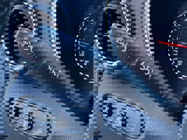 Used 2020 Chevrolet Blazer LT image 27