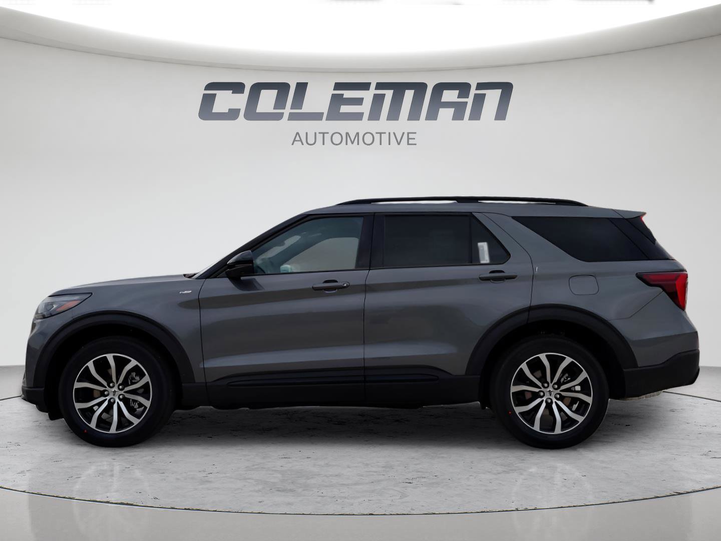 New 2026 Ford Explorer ST-Line AWD/4WD image 2
