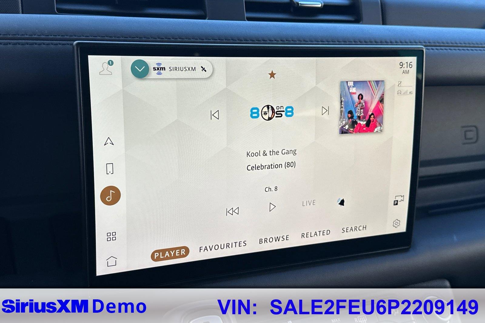 Used 2023 Land Rover Defender 130 X-Dynamic SE image 27