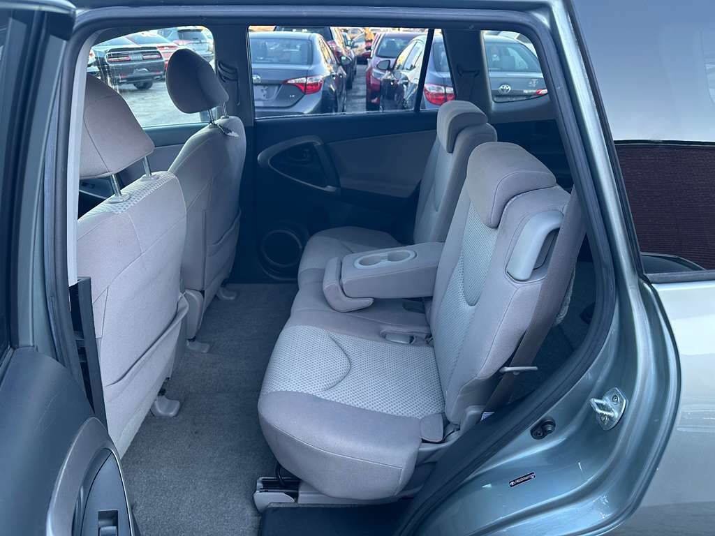 Used 2006 Toyota RAV4 4WD image 20