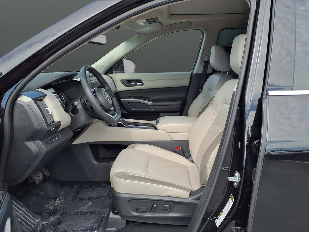 Used 2022 Nissan Pathfinder SL w/ SL Premium Package image 9