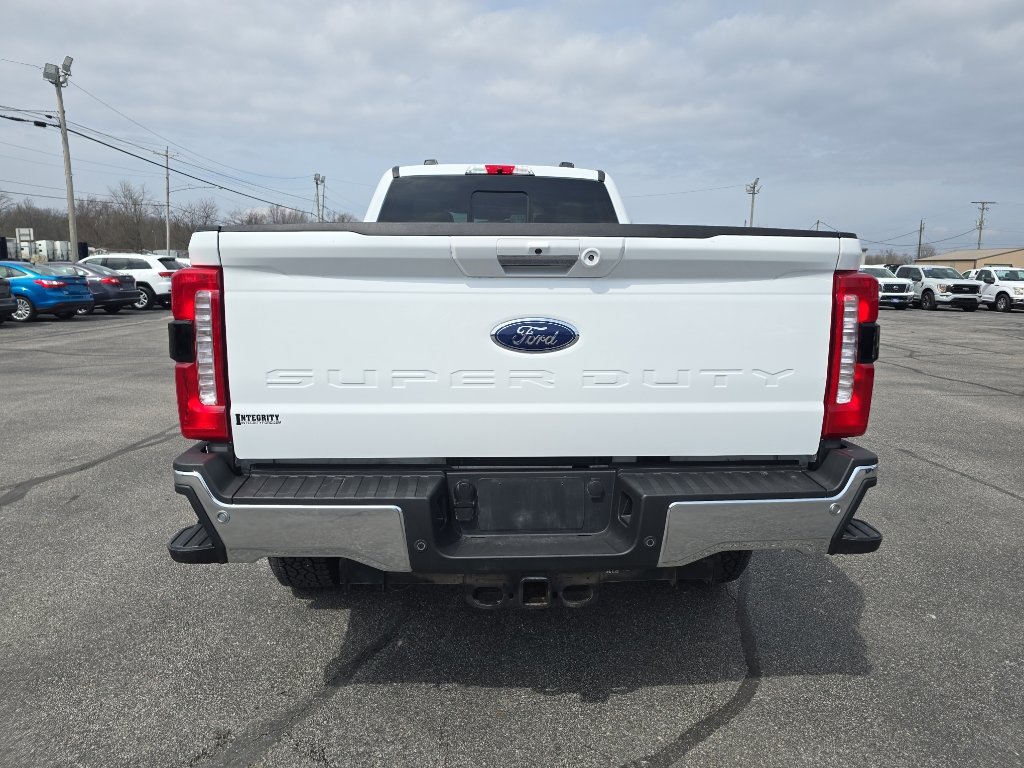 Used 2024 Ford F350 Lariat w/ Chrome Package image 7