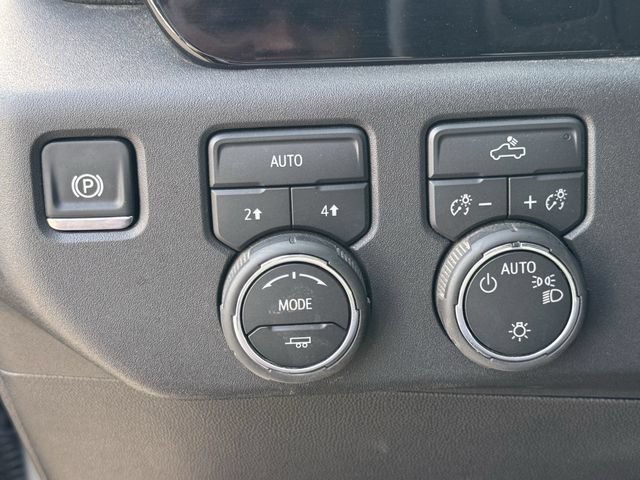 Certified 2026 Chevrolet Silverado 1500 LT AWD/4WD image 23