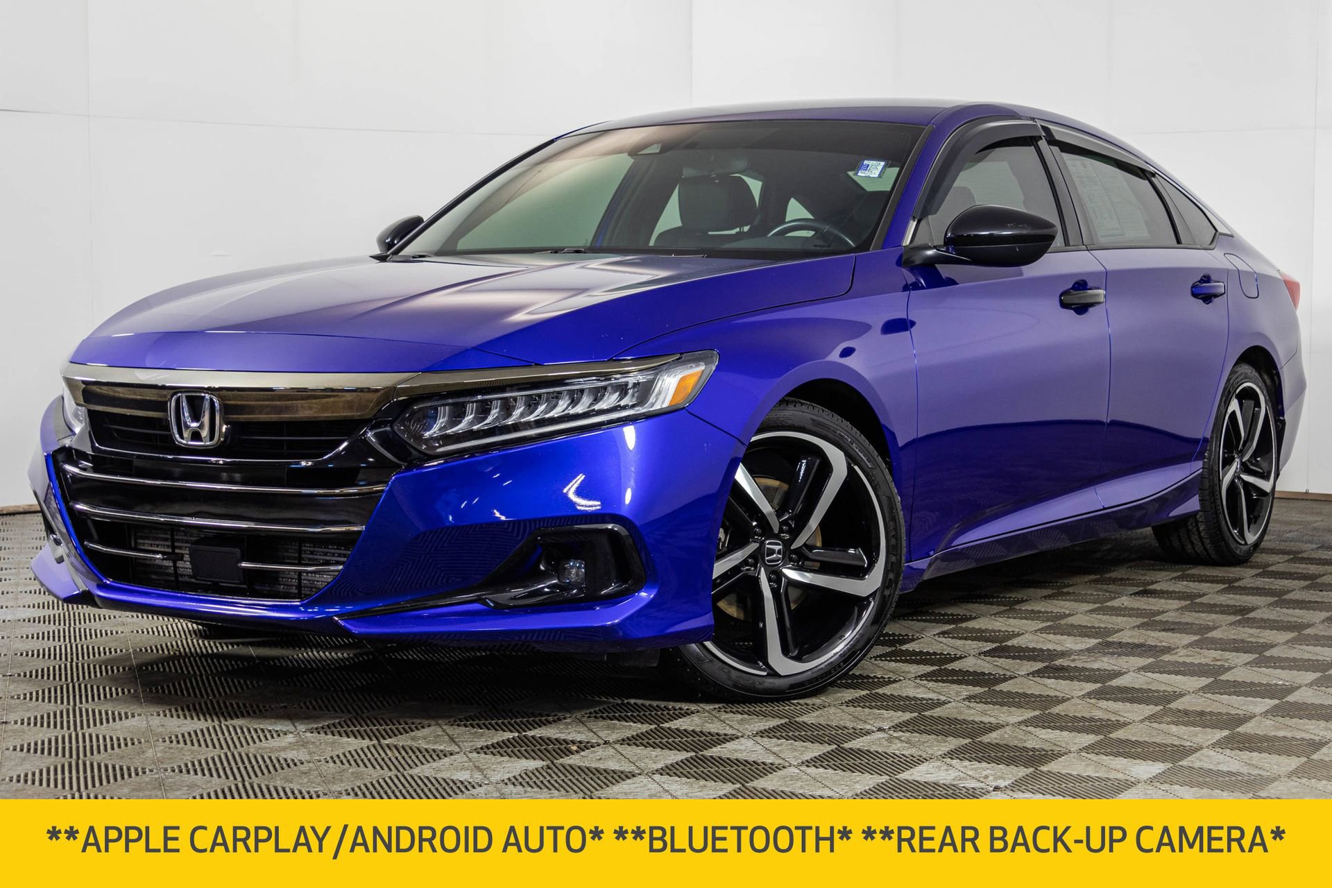 Used 2022 Honda Accord Sport image 2