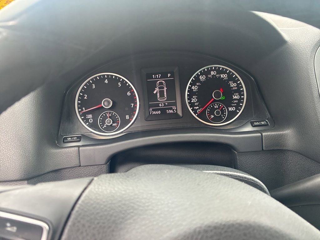 Used 2016 Volkswagen Tiguan SEL AWD/4WD image 11