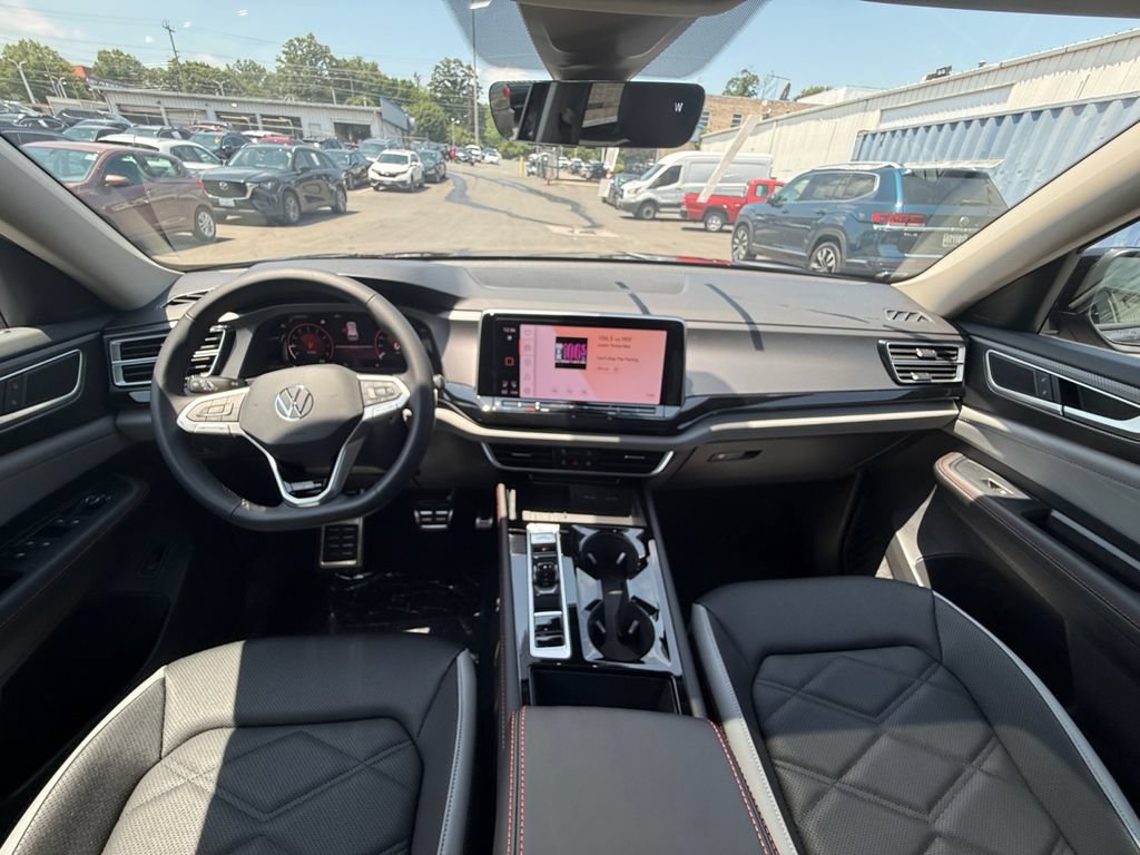 New 2026 Volkswagen Atlas Peak Edition AWD/4WD image 23