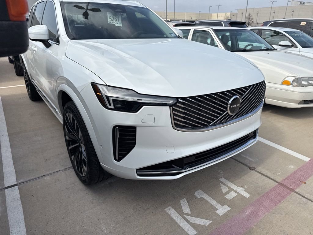 Certified 2025 Volvo XC90 T8 Plus w/ Protection Package Premier image 3